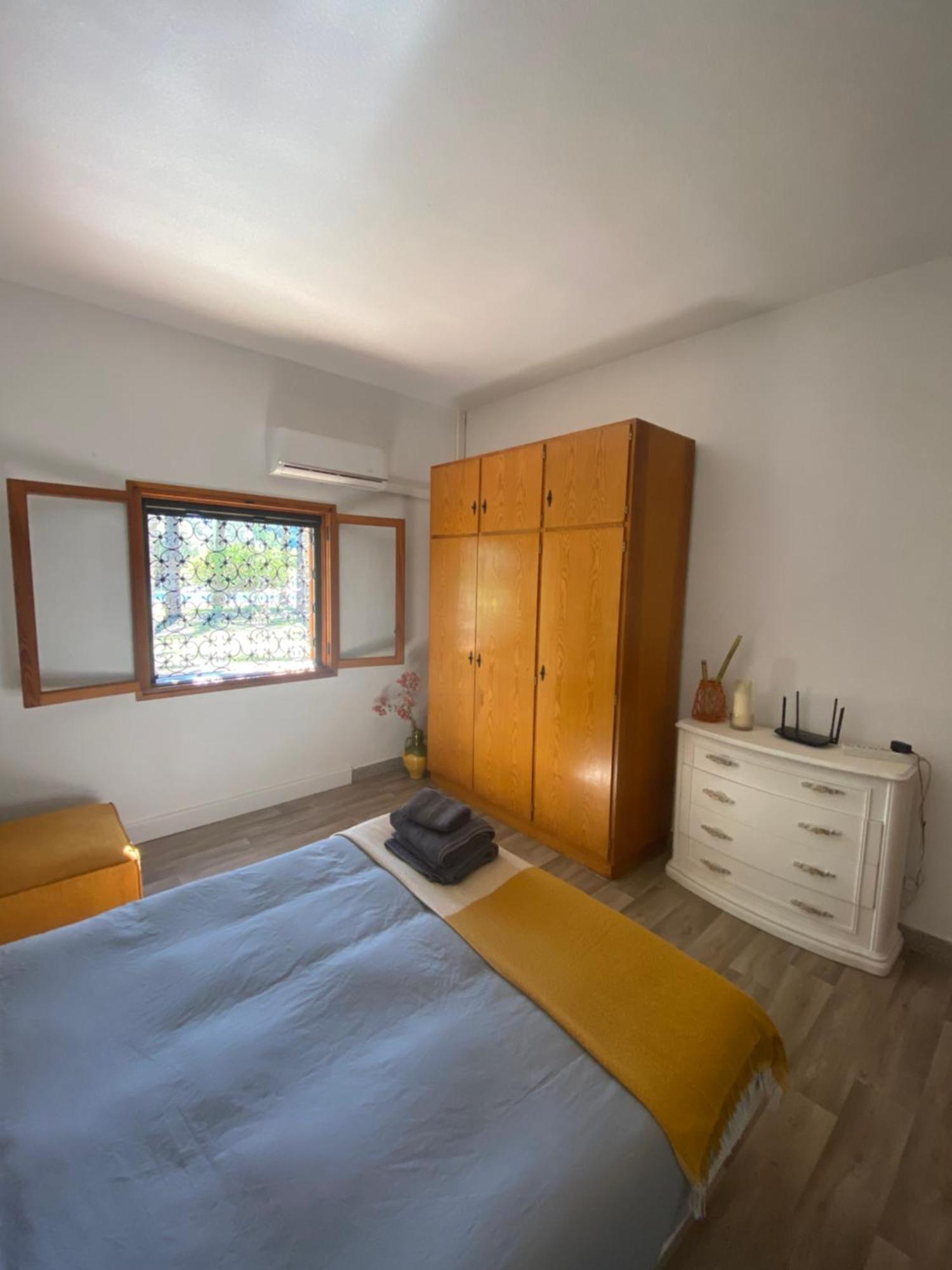 エルチェ Pink Lemon House Bed & Breakfast エクステリア 写真