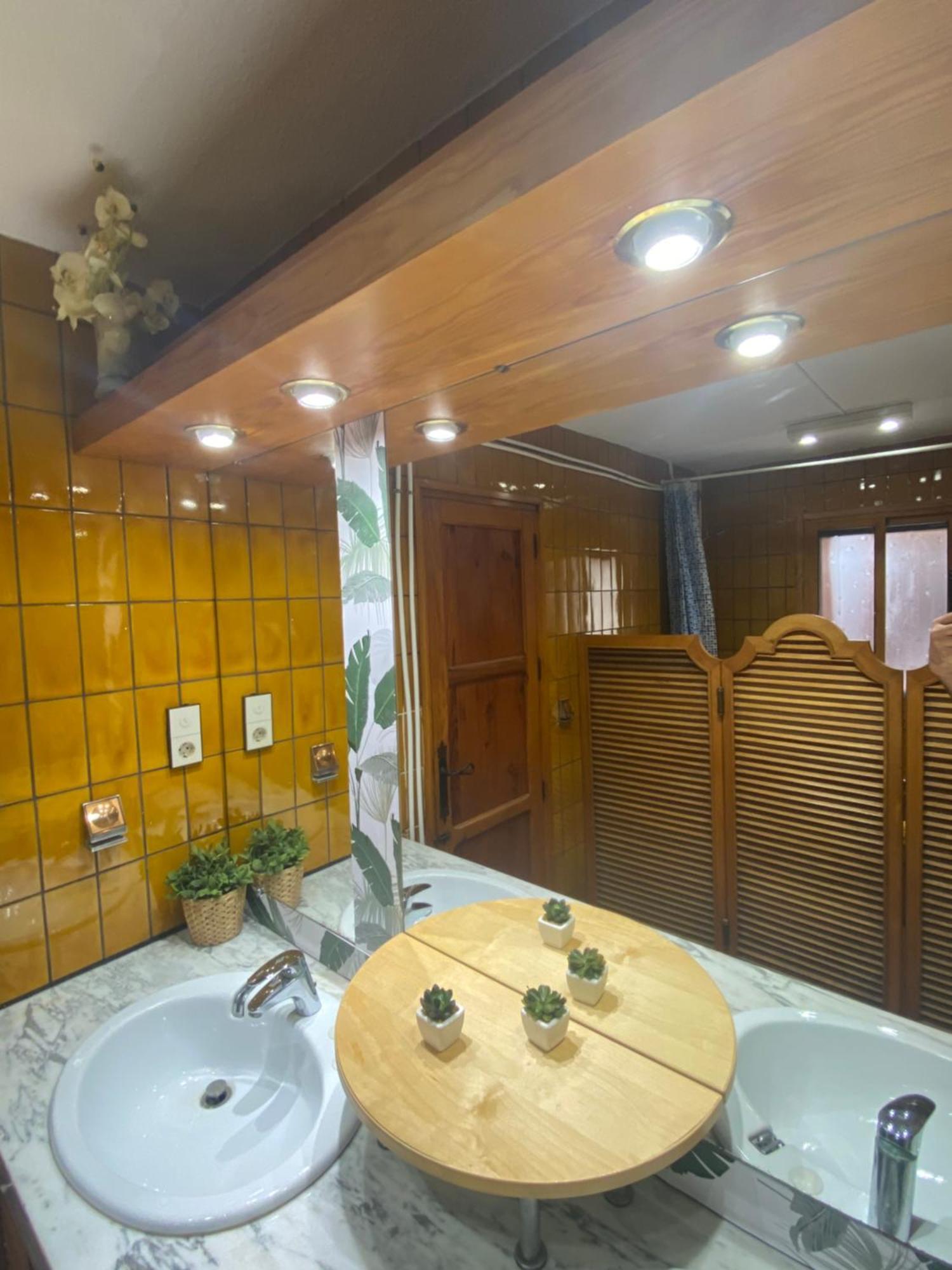 エルチェ Pink Lemon House Bed & Breakfast エクステリア 写真